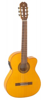 32582 Guitarra Flamenca Admira Triana Electrificada EQ6