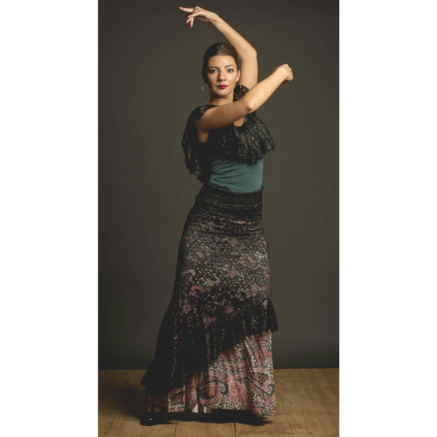 El Flamenco Vive, Falda Serrada 3918 - Español